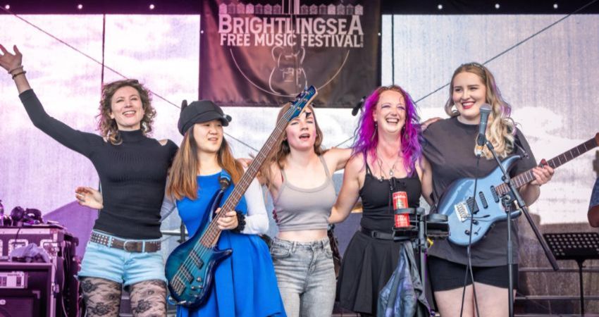 diva purlple an all female deep purple tribute band
